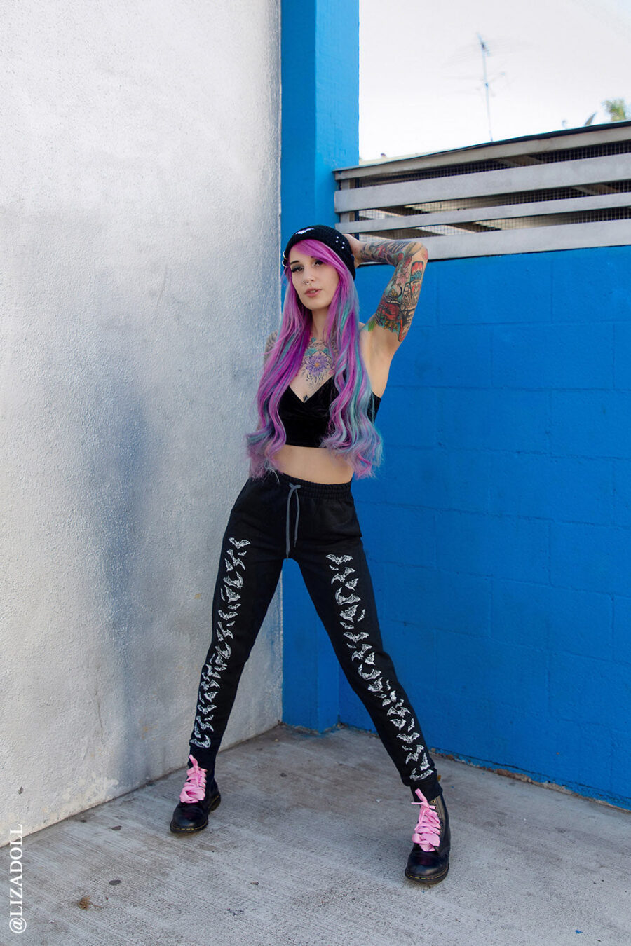 bat-jogger-pants.jpg Vintage Bat Joggers