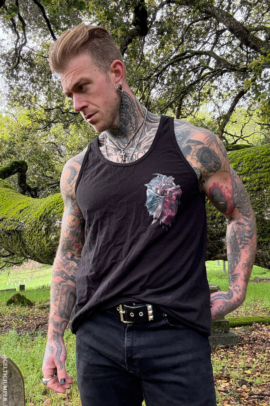 bat-tank-top.jpg Bat Bite T-shirt