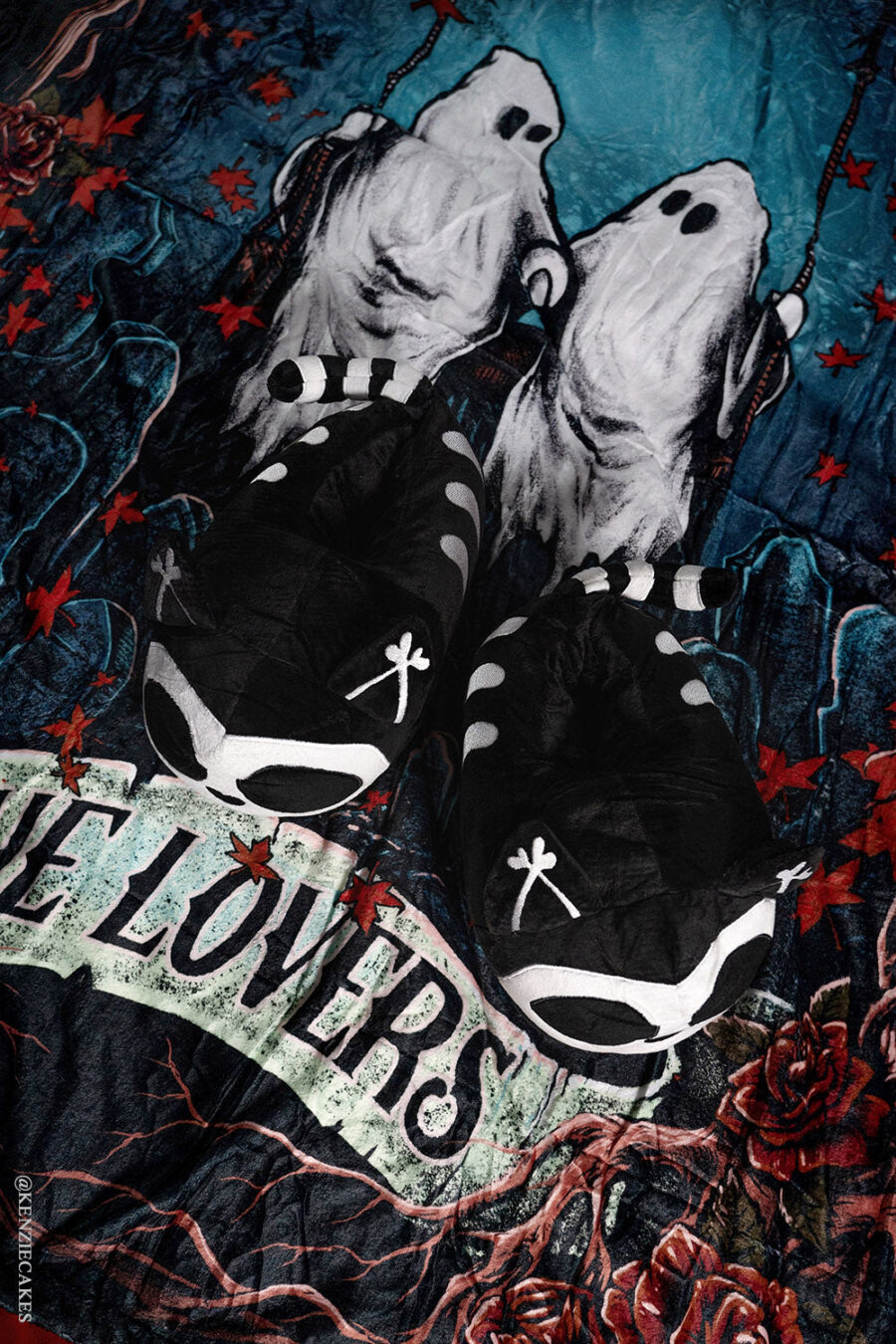 creepy-slippers.jpg Skelekitty Slippers