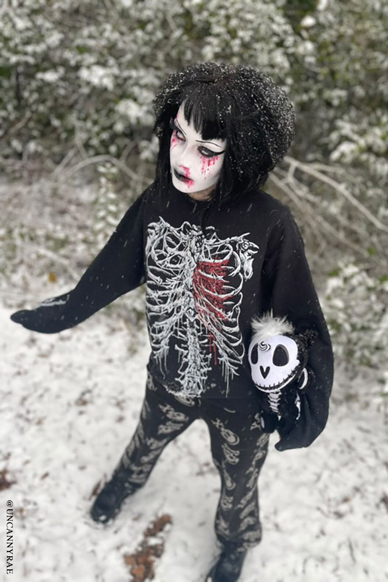 emo-sweater_34281dcc-06ba-4eb0-8090-5ebaf2bffb4f.jpg Bleeding Heart Skeleton Sweatshirt
