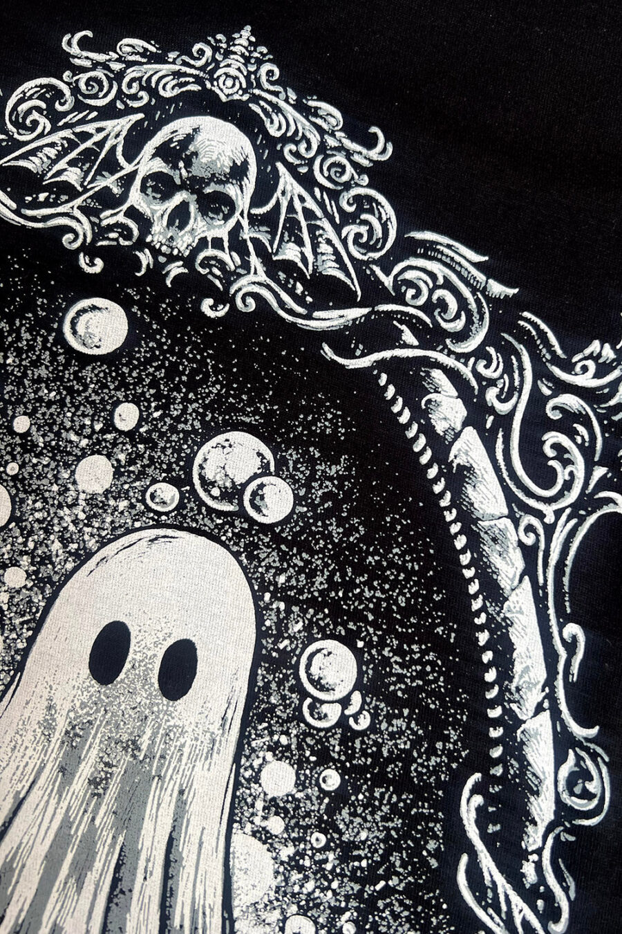 ghost-clothes-for-men_4a258d96-a74d-4e50-96c2-bfb222ce29cf.jpg Bath Buddies T-shirt