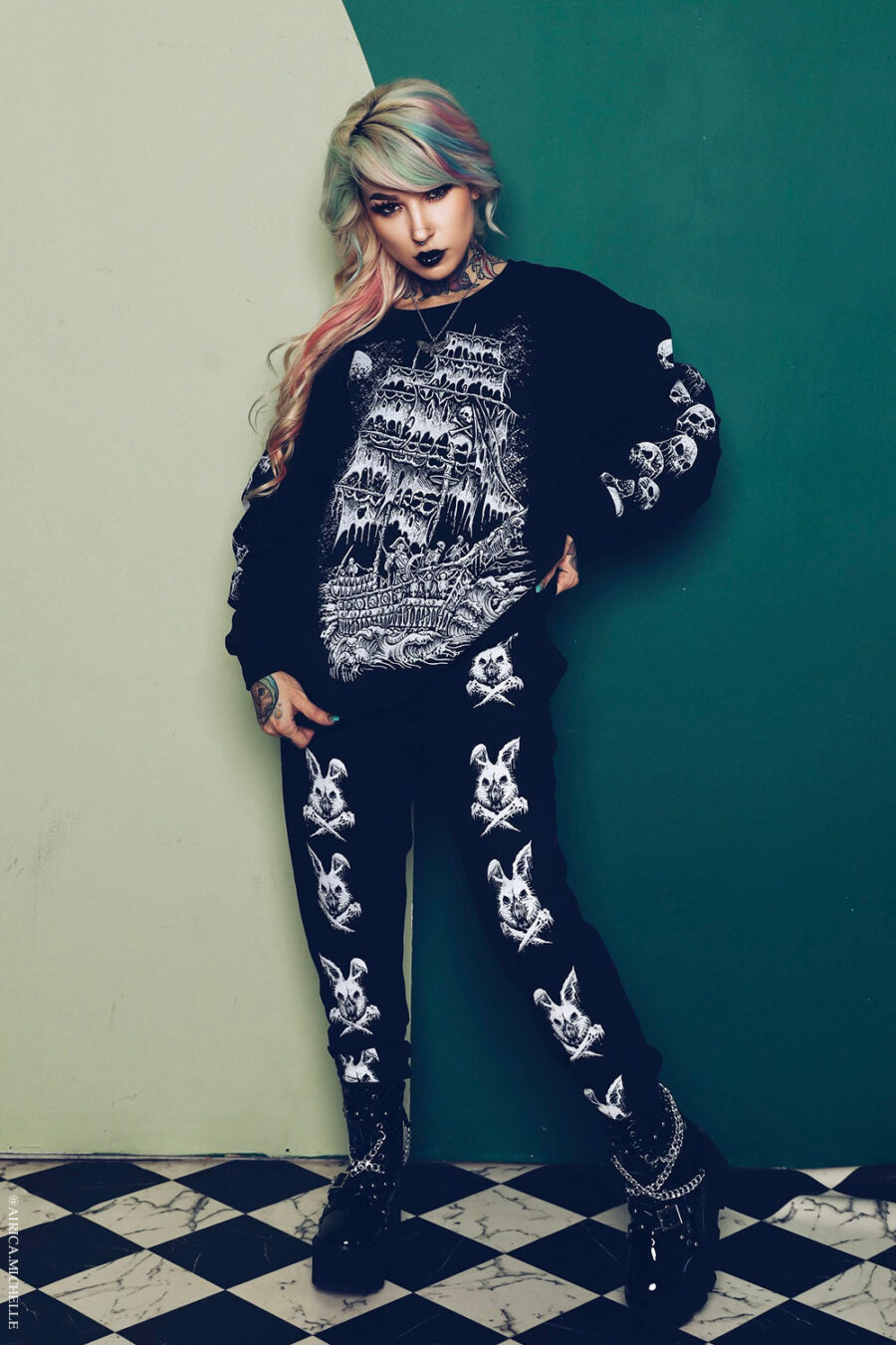 gothic-leggings_0e65fca4-dffb-4faa-b0c9-ca43f08cc758.jpg Zombunny Joggers