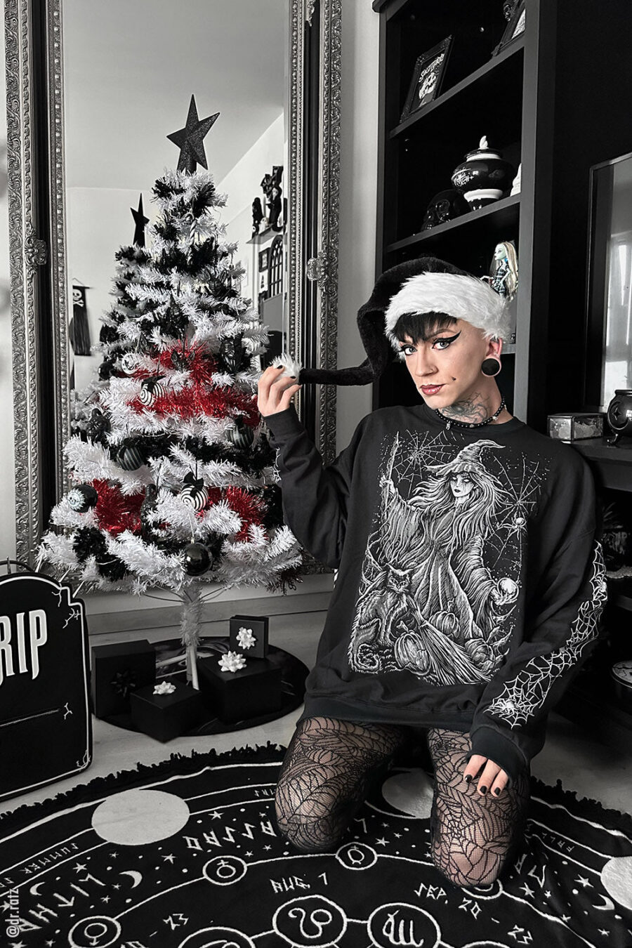 halloween-sweater_d52c466a-4be1-4b96-a0e4-0fd1241f99dd.jpg Season of the Witch Sweatshirt
