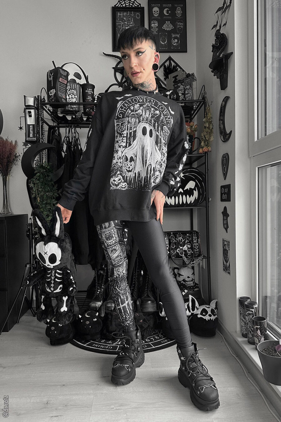 halloween-town-ghostie-sweatshirt-mens-outerwear-370713.jpg Halloween Town Ghostie Sweatshirt