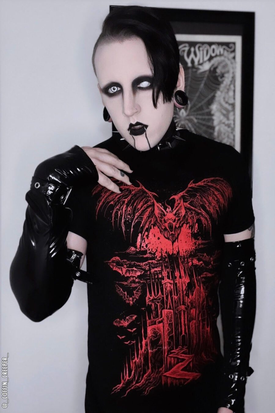 heavymetal-bat-tshirt_830ed916-a269-4668-b276-3ad10377476a.jpg VF Mystery T-shirt