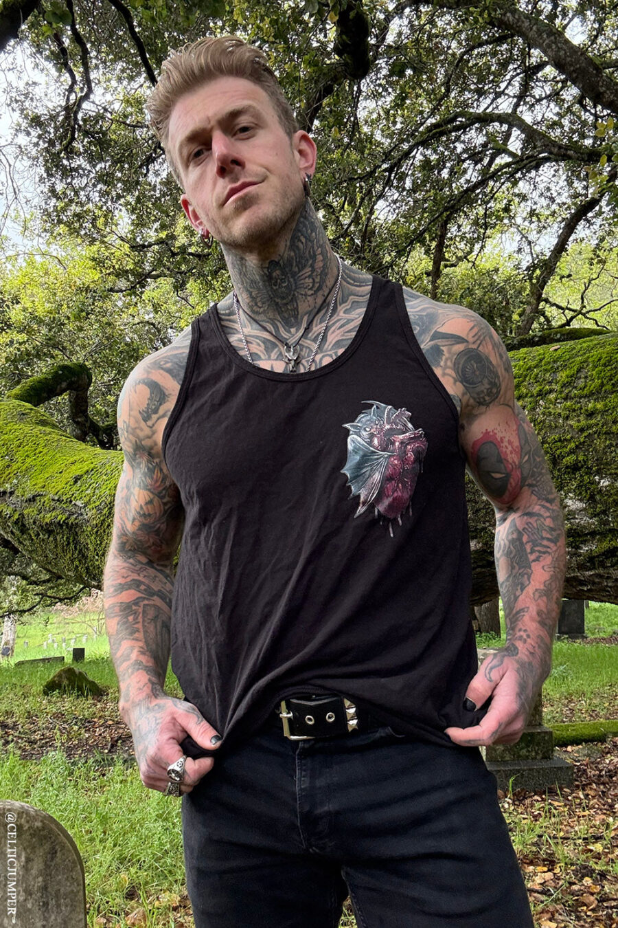 mens-goth-tank-top.jpg Bat Bite T-shirt