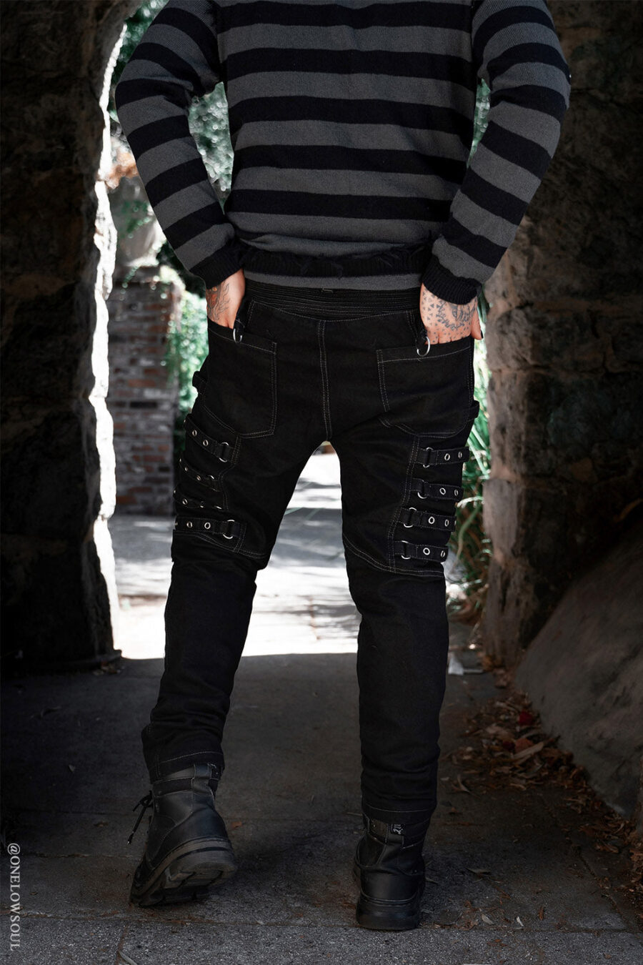 mens-grunge-gothic-jeans.jpg Hallowed Ground Strap Pants