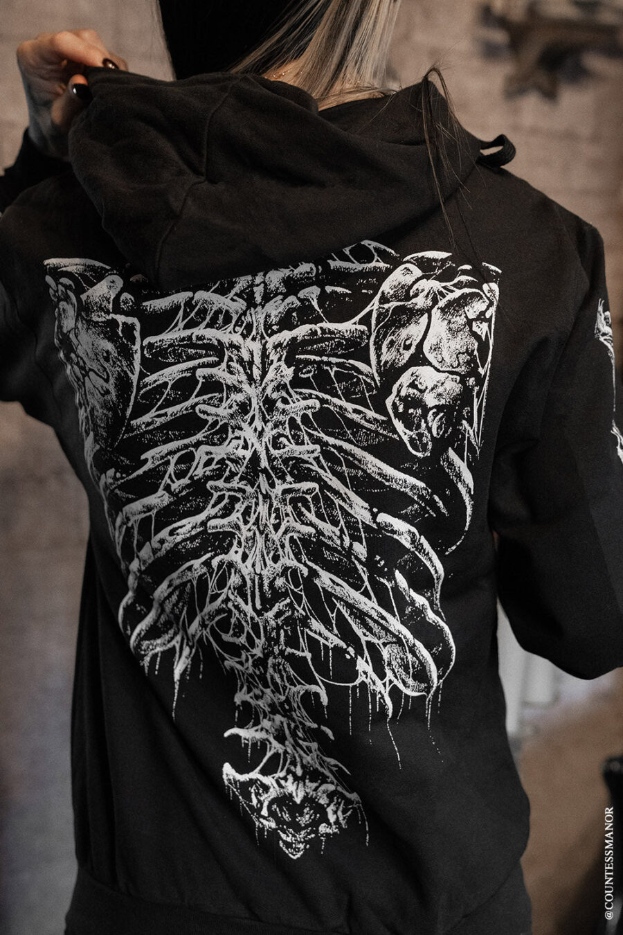 scary-skeleton-hoodie.jpg Bleeding Heart Skeleton Hoodie