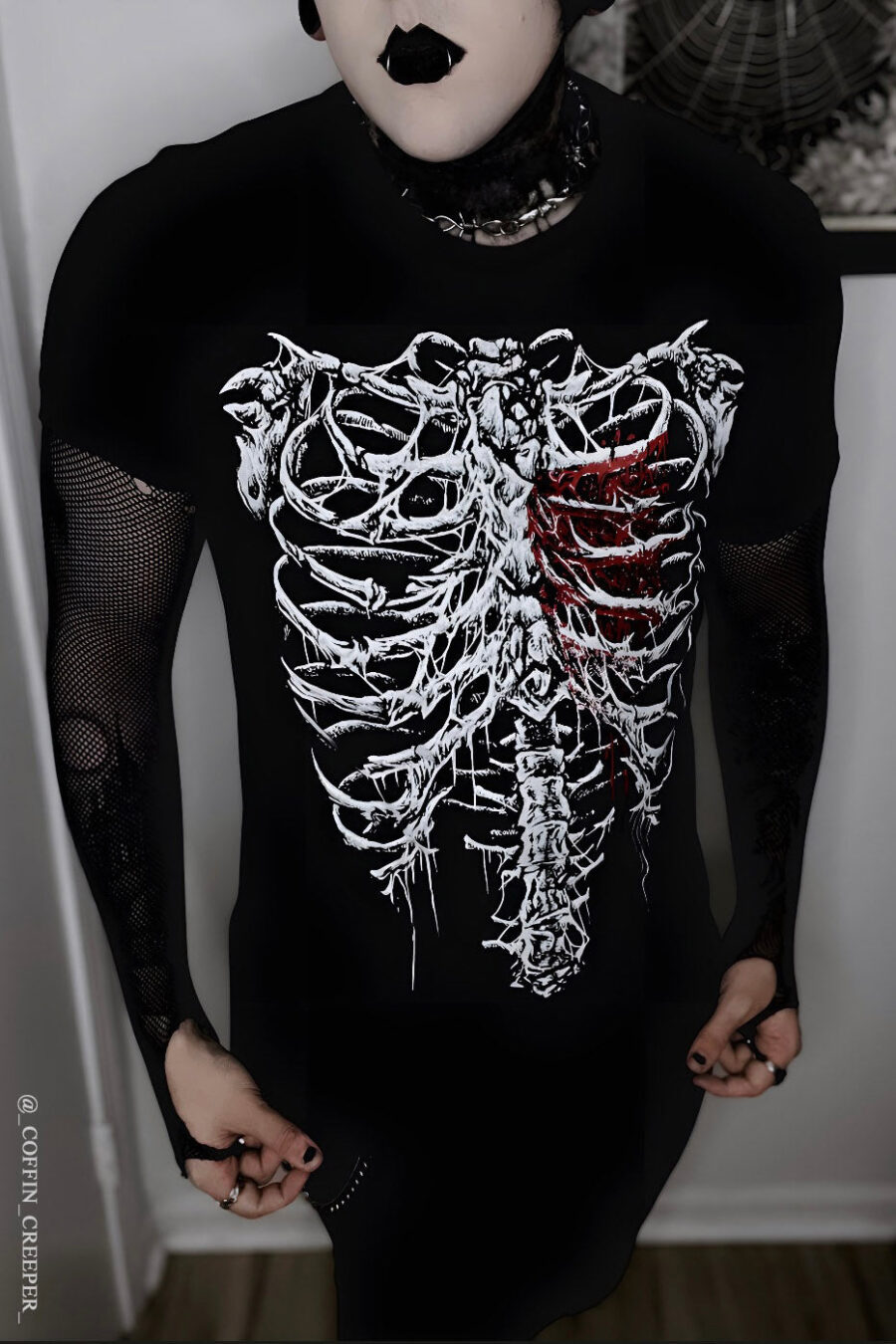 skeleton-shirt_46af4053-4841-45e3-80cc-bca34d348586.jpg Bleeding Heart Skeleton T-shirt
