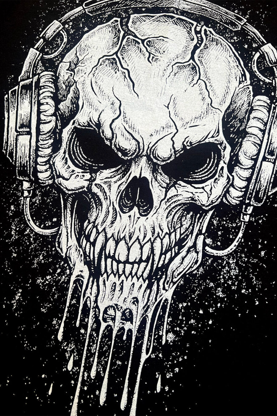 skull-headstone-clothes_dd52f6b7-be4c-492a-b8d3-56b072236d79.jpg Dead Noise Hoodie