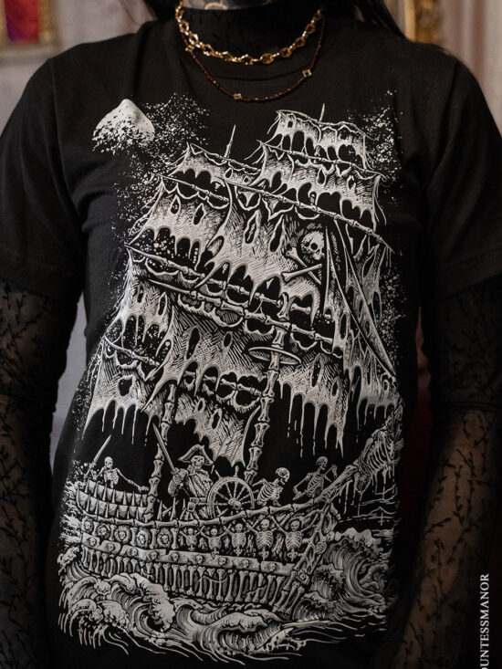 skull-pirate-shirt.jpg Skeleton Crew Pirate Ship T-shirt